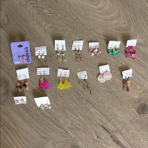 Earring bundle-15 pair!